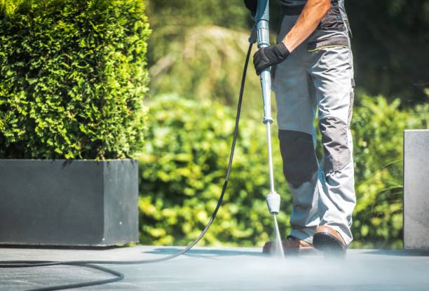Best Deck and Patio Pressure Washing in Ashwaubenon, WI